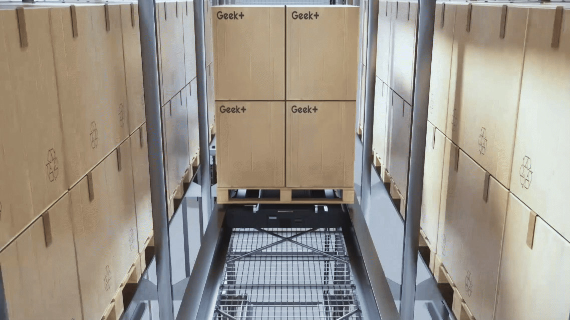 gif of Pallet to Person geekplus