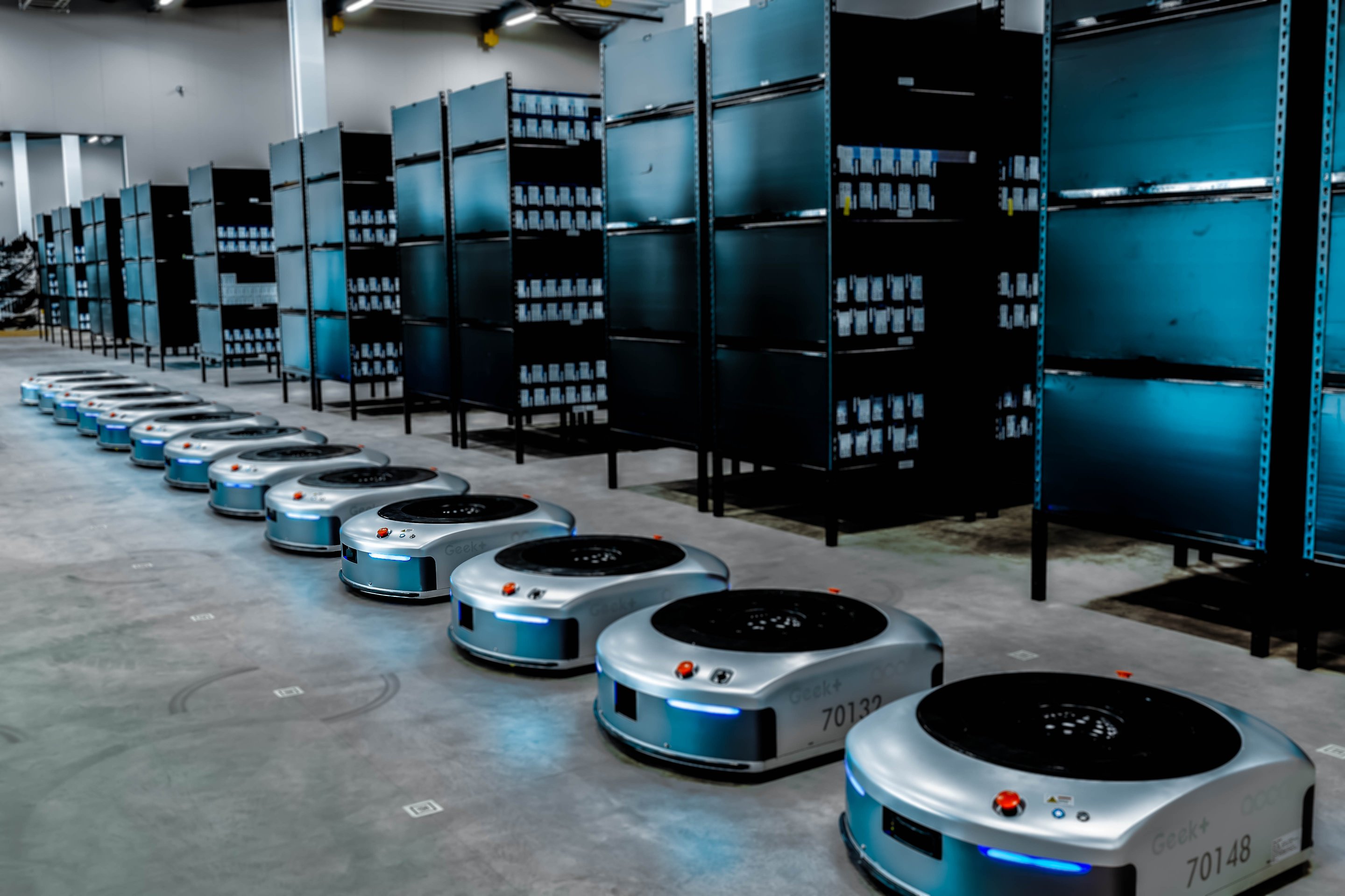 Geek+ Robotics - Moving the world intelligently
