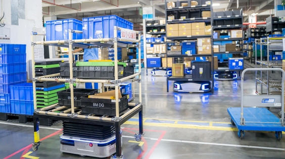 Konica Minolta optimiza su proceso de producción con las soluciones de picking y moving