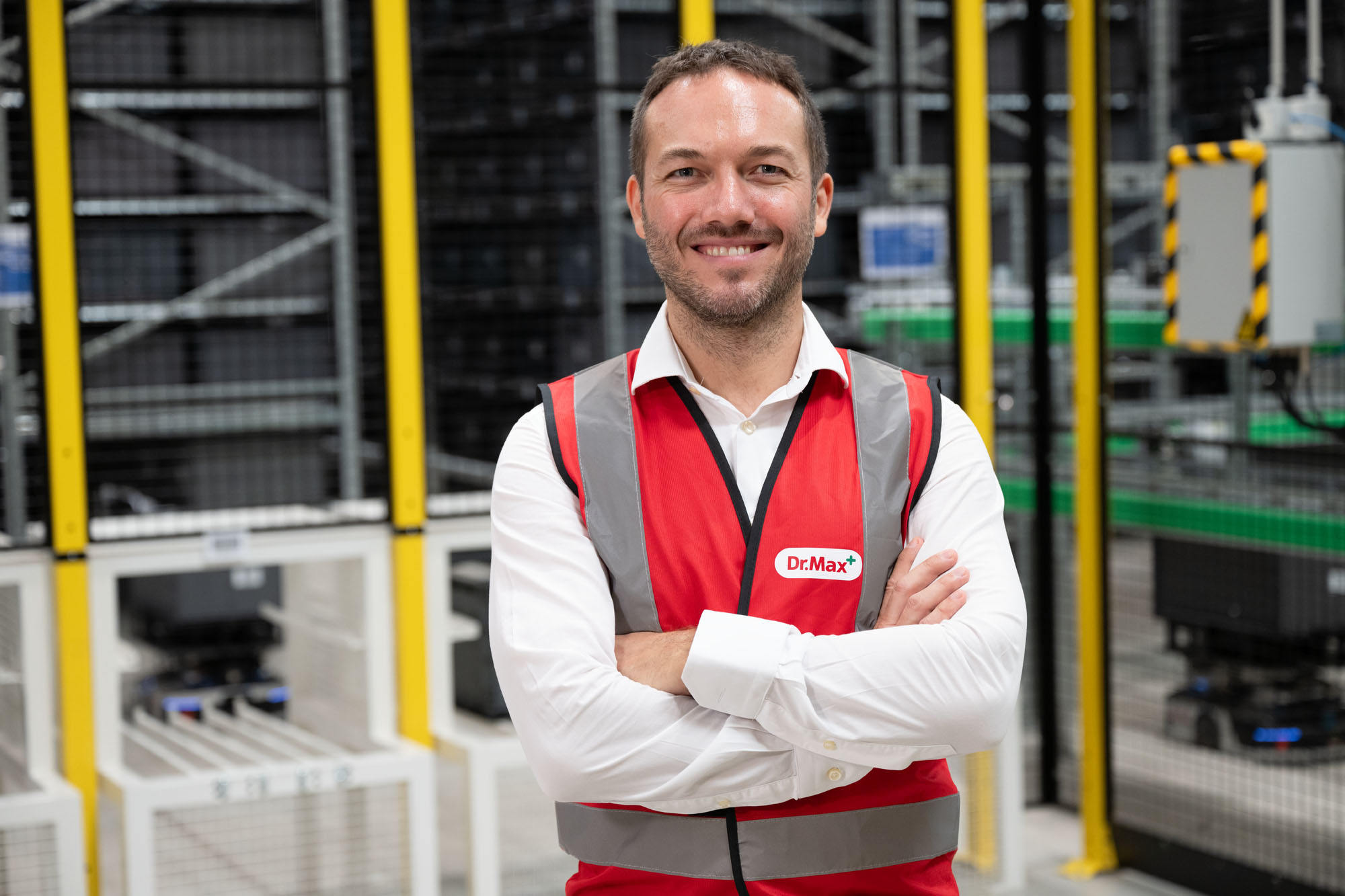 How Europe’s Largest Pharmacy Chain Fulfilled 4x More Orders by Optimizing Vertical Warehouse Space