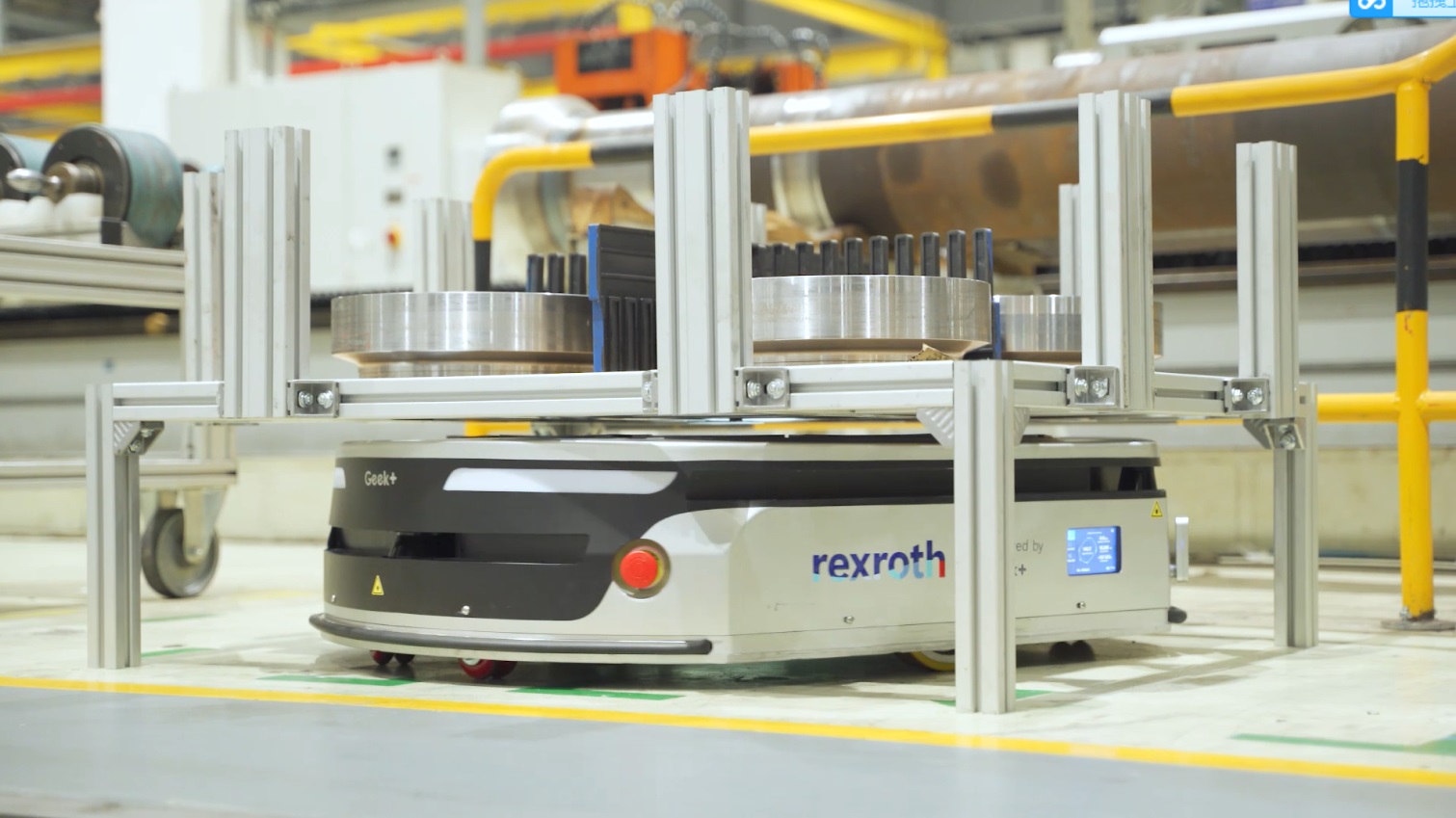 Geek+ and Bosch Rexroth announce extended partnership and deploy advanced moving robot