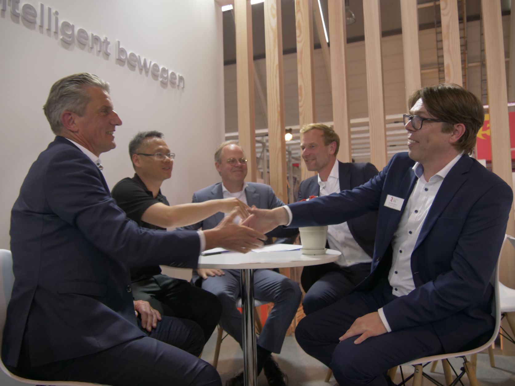 Geek+ and Reesink Logistic Solutions announce new partnership