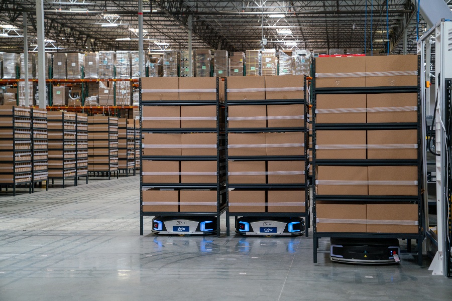 Newegg Implements Warehouse Robotics from Geek+