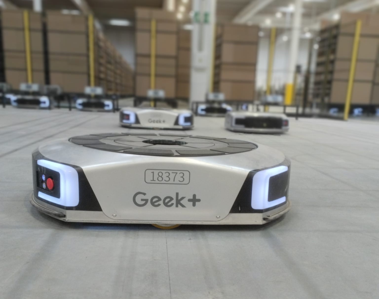 DB Schenker implements groundbreaking automated e-commerce logistics hub in Spain