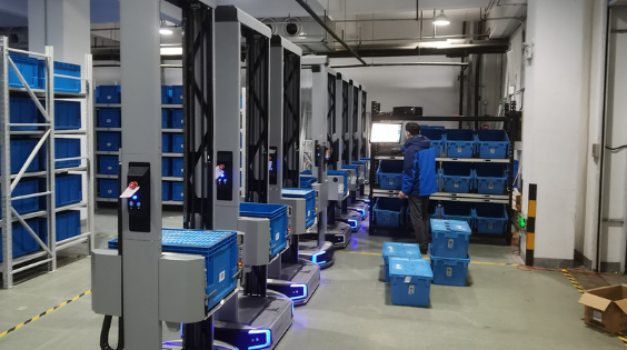 Pharmaceuticals Company builds supply chain resilience with Tote-to-Person picking