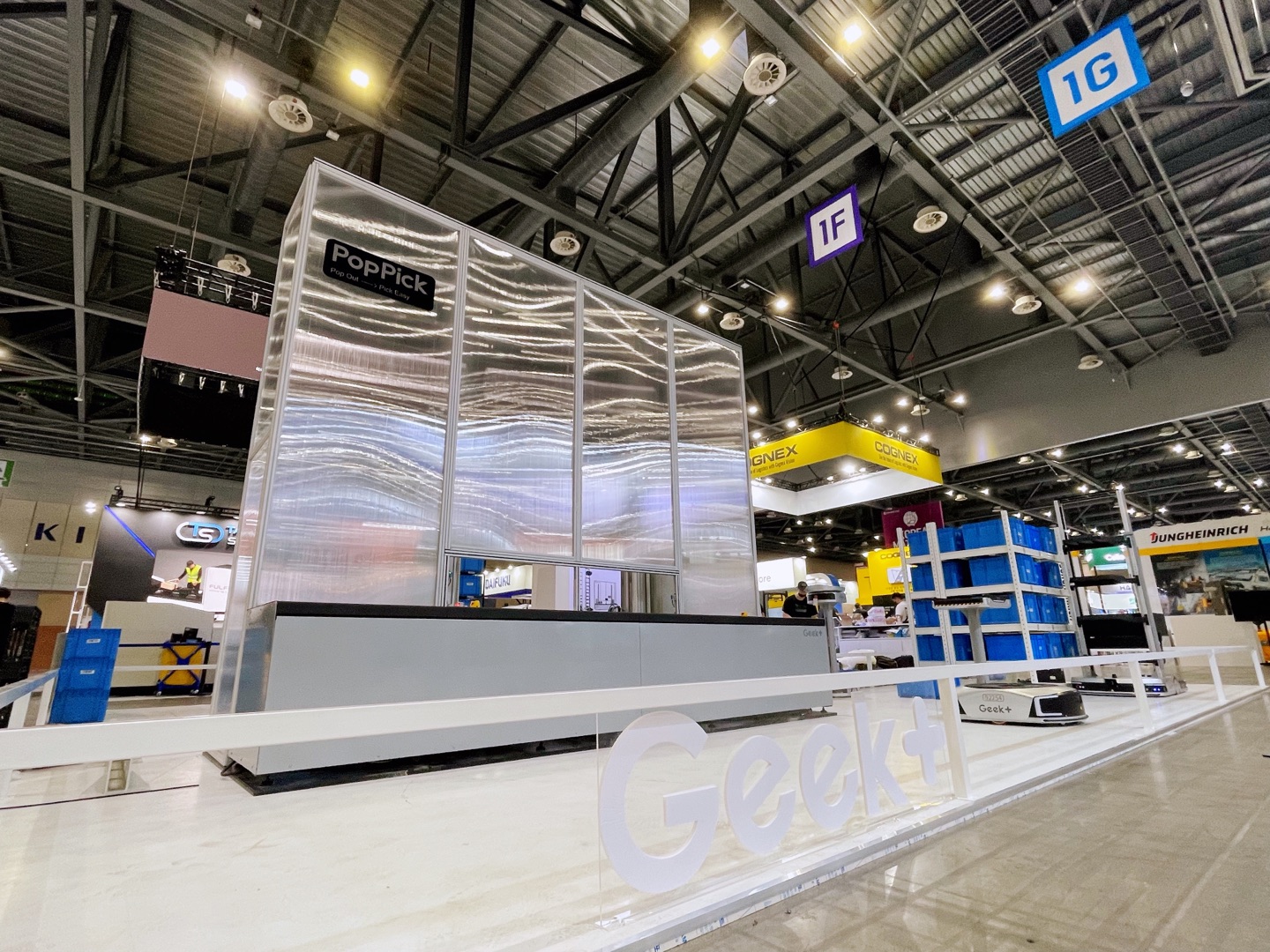 Geek+’s PopPick: The new standard in autonomous mobile robots